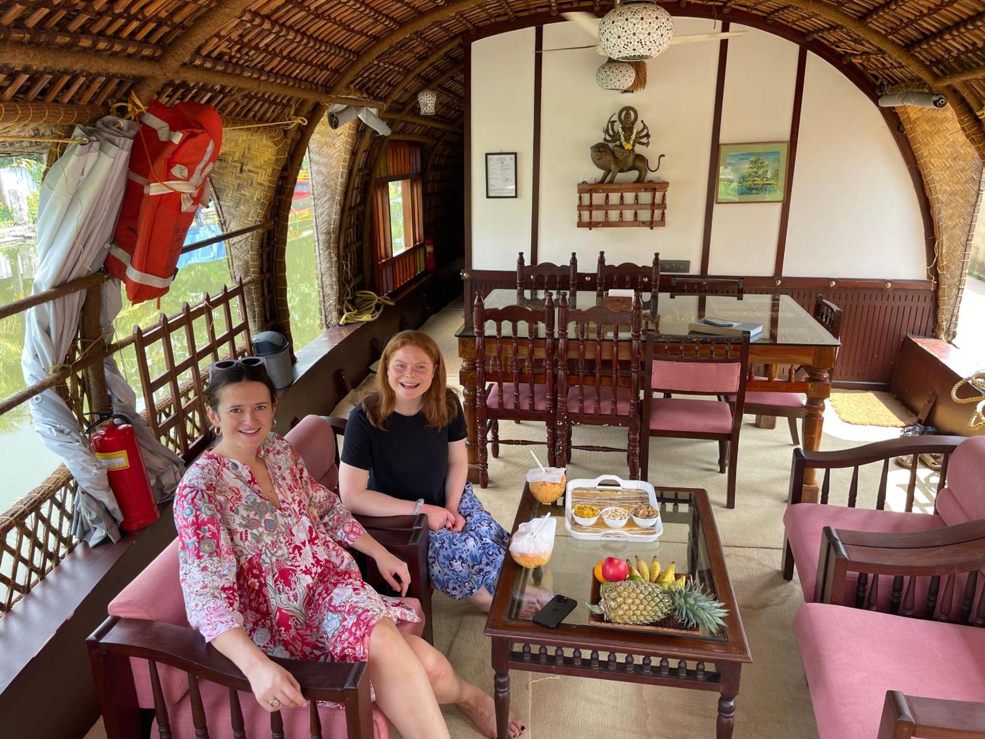 Thara'S Houseboat Hotel Alappuzha Екстериор снимка